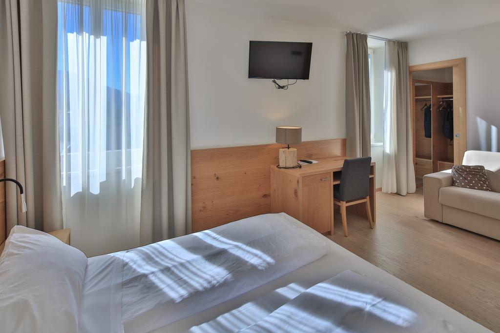 Albergo Caffe Centrale Mezzocorona Cameră foto